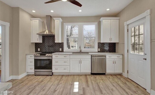 Building Photo - 1 br, 1 bath Duplex - 501 West Bijou Stree...