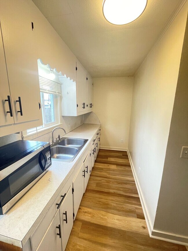 Foto del edificio - Charming Detached Studio Home in McKinleyville