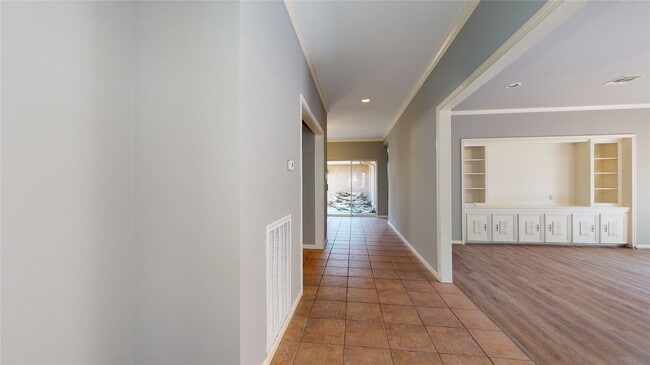 Foto del edificio - 12618 Misty Valley Dr