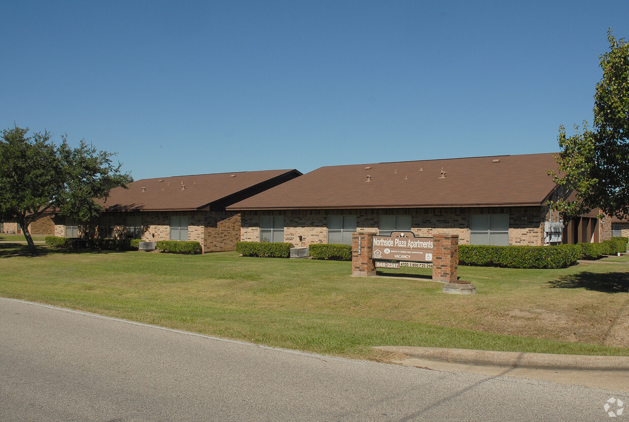 Primary Photo - Northside Plaza Apartments(62+ Community)