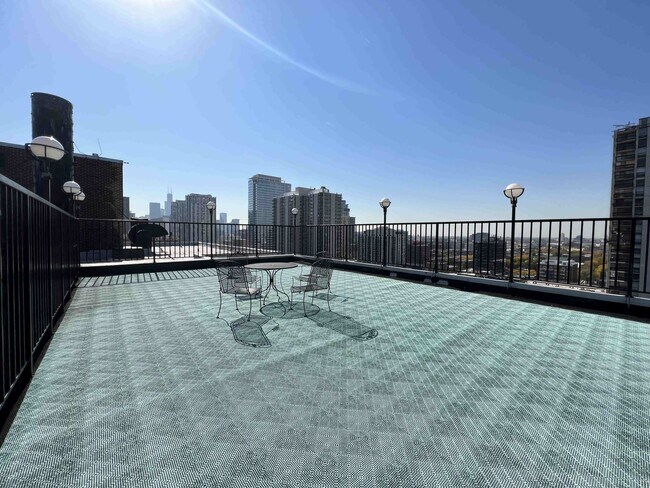 Rooftop - 1340 N Dearborn St