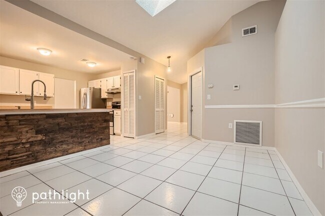 Building Photo - 4246 Shades Crest Ln, Sanford, FL, 32773