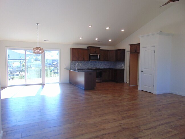 Foto del edificio - Sensational 3 Bed 2 Bath House!