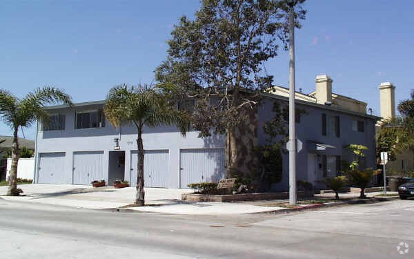 Foto del edificio - 1170-1190 Central Ave