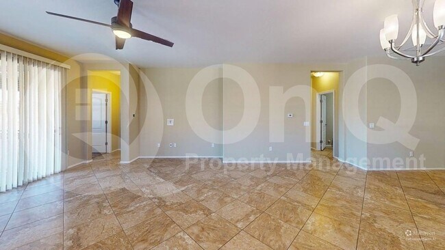 Foto del edificio - 11993 N Golden Mirror Dr