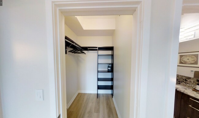Closet - 350 W Chicago Ave
