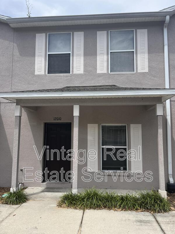 12010 Peach Ave, Seffner, FL 33584 Condo for Rent in Seffner, FL