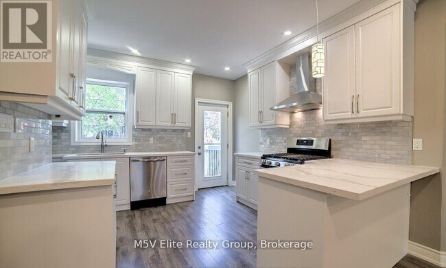 Building Photo - 58 Bellhaven Rd