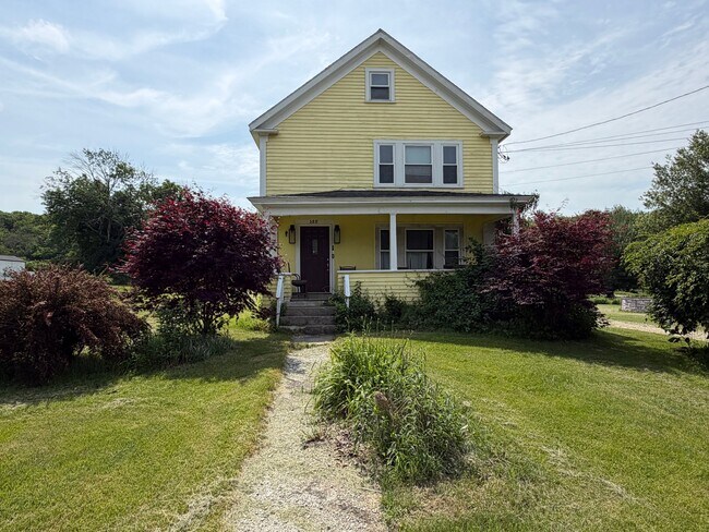 Foto del edificio - 588 Hartford Ave W