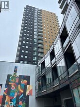 Building Photo - 104 Garment St