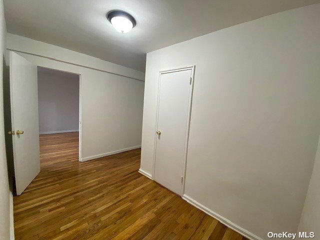 Foto del edificio - 136-42 Maple Ave
