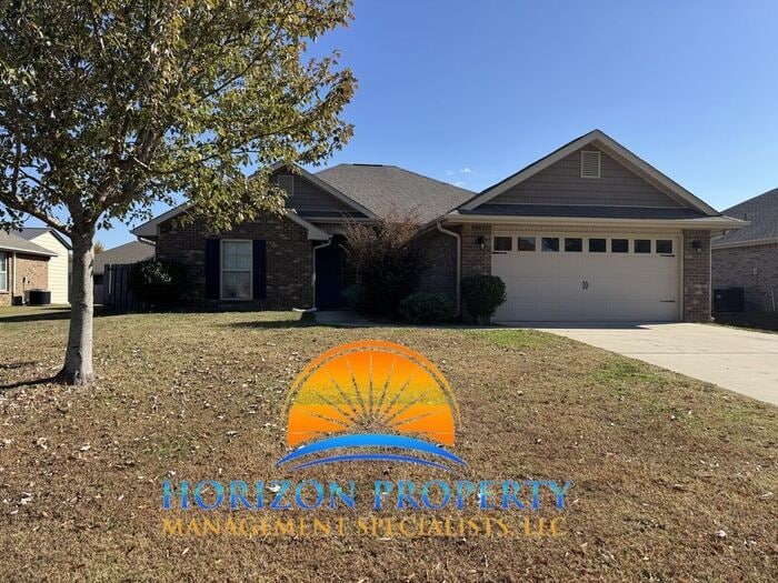 Foto principal - 117 Rein Dance Ln