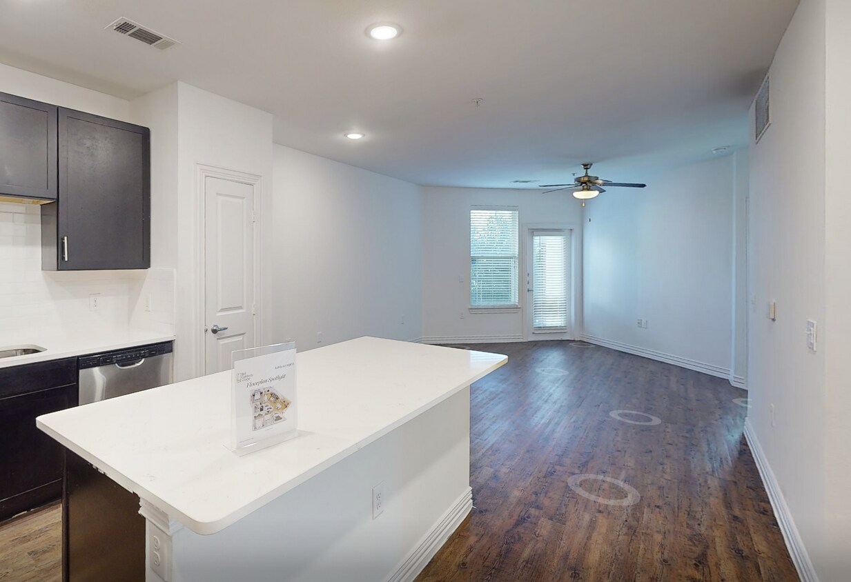 Photo - Bell Gateway Village Apartments