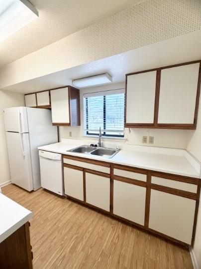 Foto del edificio - 728 W San Antonio St