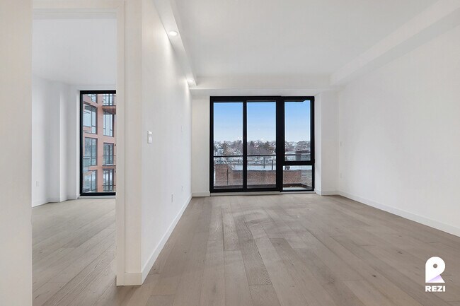 Building Photo - 148-37 88th Ave