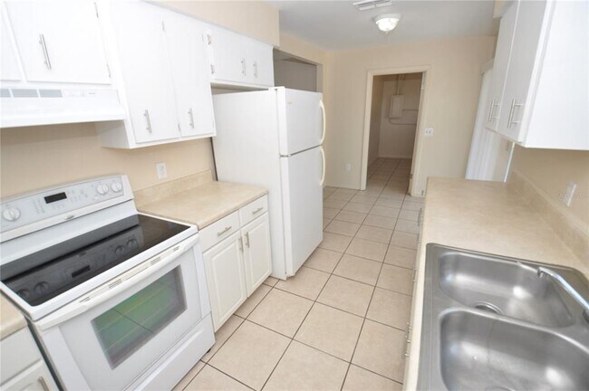 Foto del edificio - 2587 Sun Acres Blvd