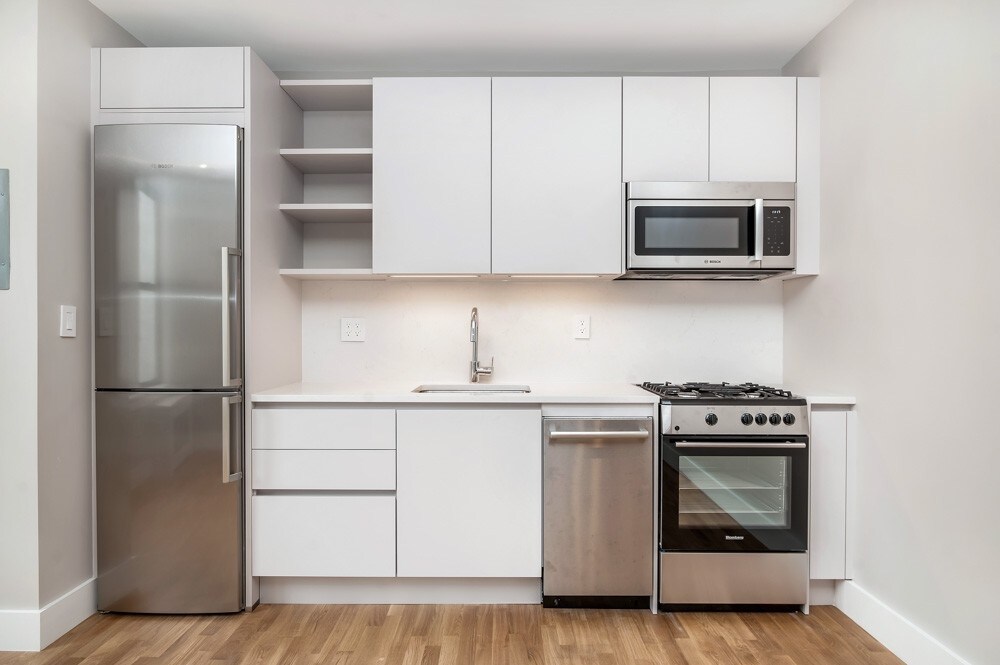 Foto principal - 58 Linden Blvd