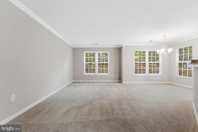 Building Photo - 12747 Fair Briar Ln