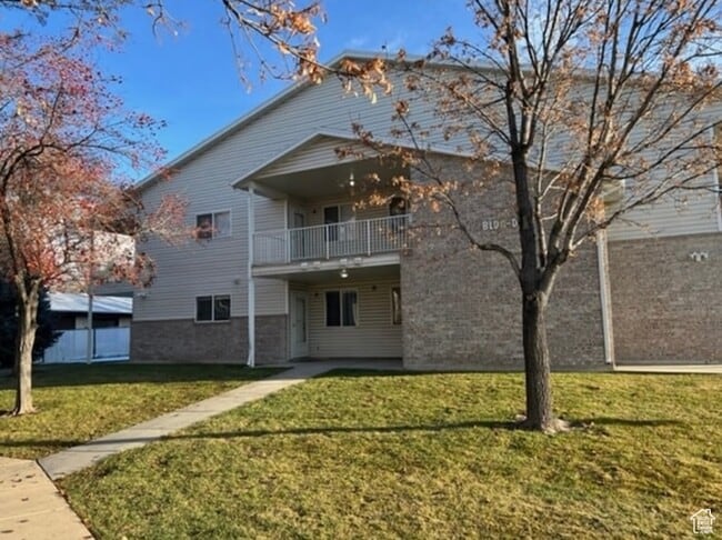 Foto del edificio - 2421 N Washington Rd Blvd