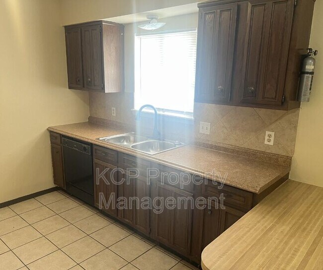 Foto del edificio - 8516 S 35th Terrace