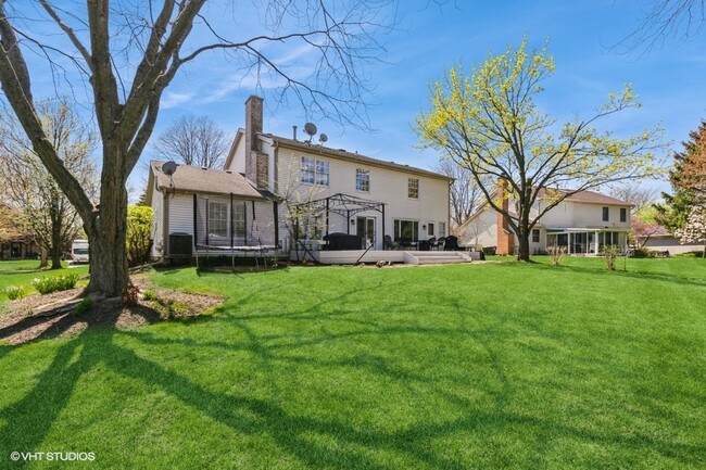 Foto del edificio - 1712 Juliet Ln