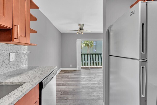 Building Photo - 8911 NW 28th Dr