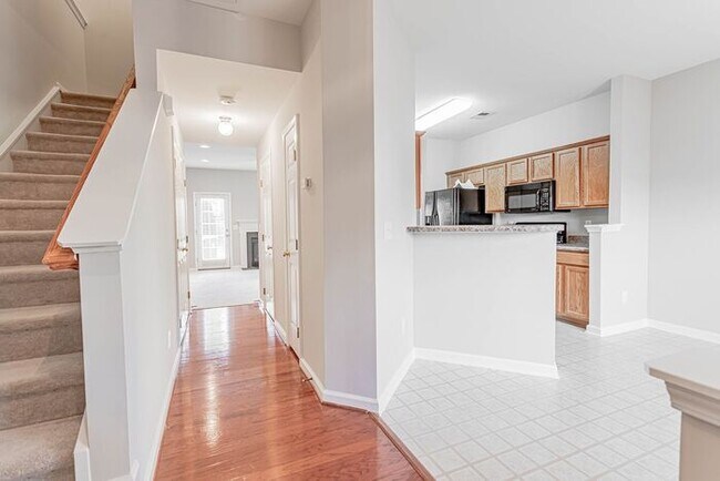 Building Photo - 5 Spring Crossing Cir