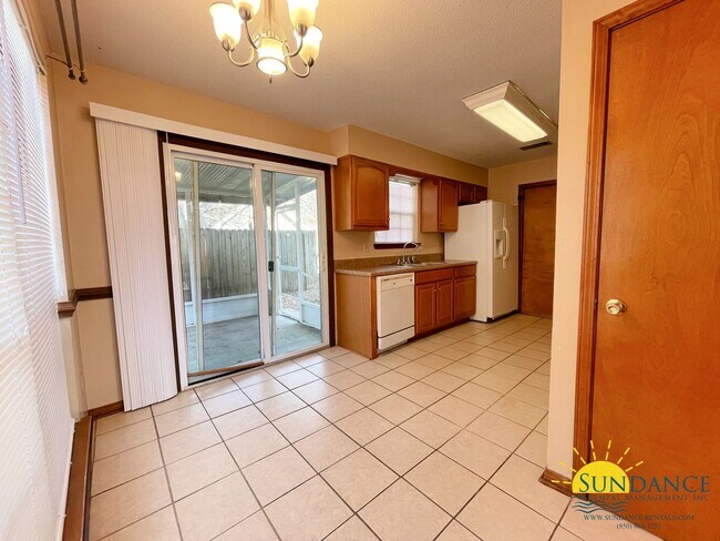 Foto del edificio - Great 3 Bedroom Home in Fort Walton Beach