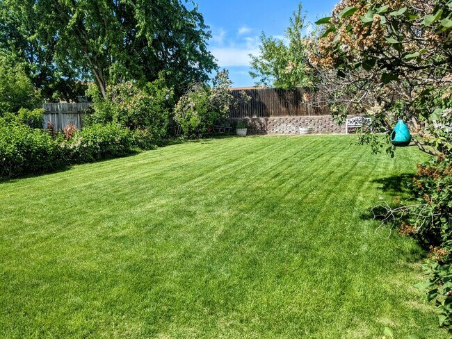 Foto del edificio - 333 E Ridgeway Ave