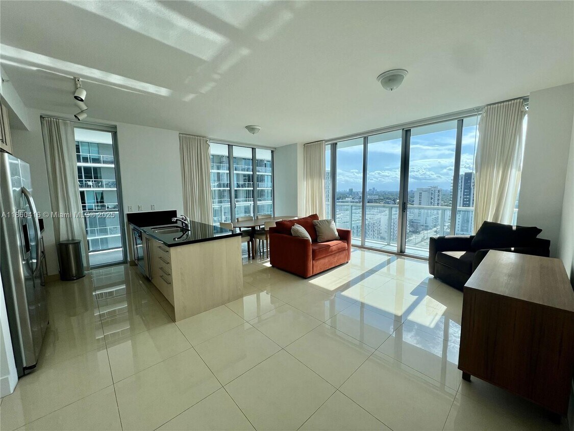 Foto principal - 1111 SW 1st Ave