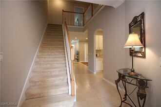 Building Photo - 9802 Foxhall Way