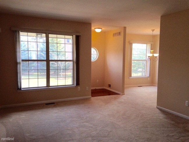 Foto del edificio - 2 br, 3.5 bath Condo - Chelsea Square Condos