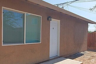 Building Photo - 510 Giles Ave
