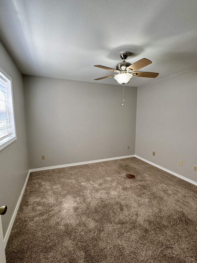 Foto del edificio - 13811 Turnberry Ln