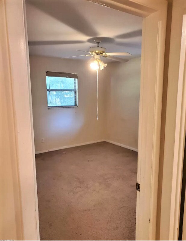 Foto del edificio - 7559 Proxima Rd