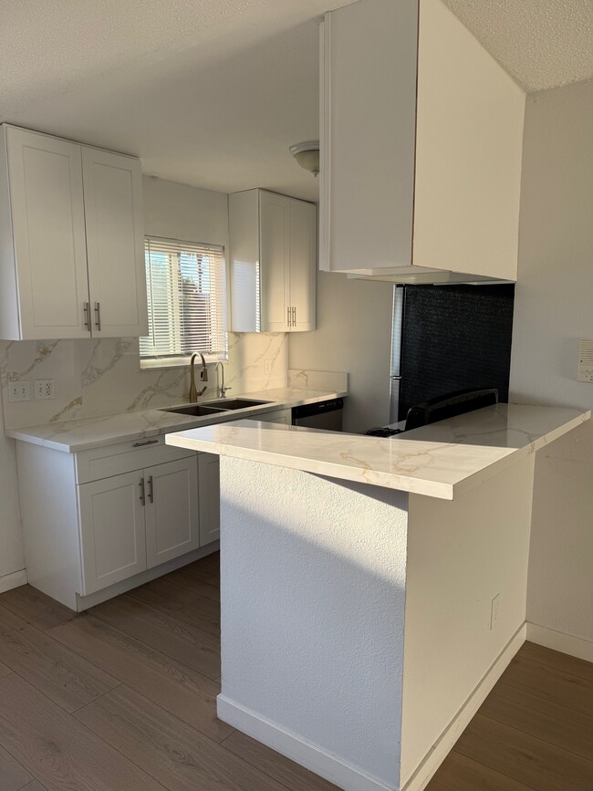 Building Photo - 14141 Erwin St