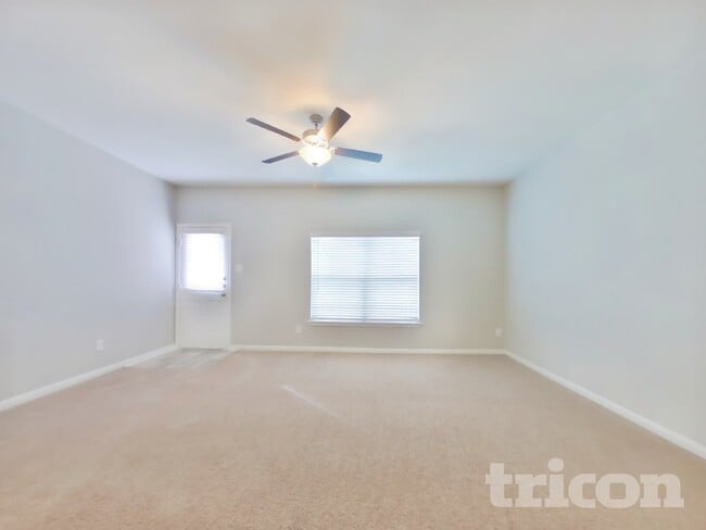 Building Photo - 23112 Shakespeare Dr