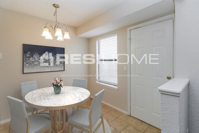 Foto del edificio - 1513 NE 6th St