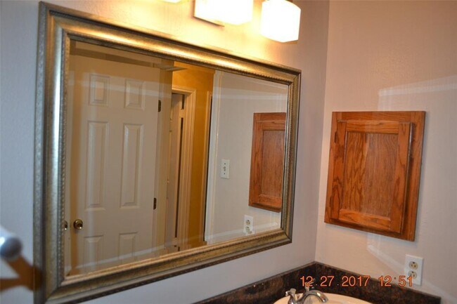 Building Photo - 13627 Danbury Run Dr
