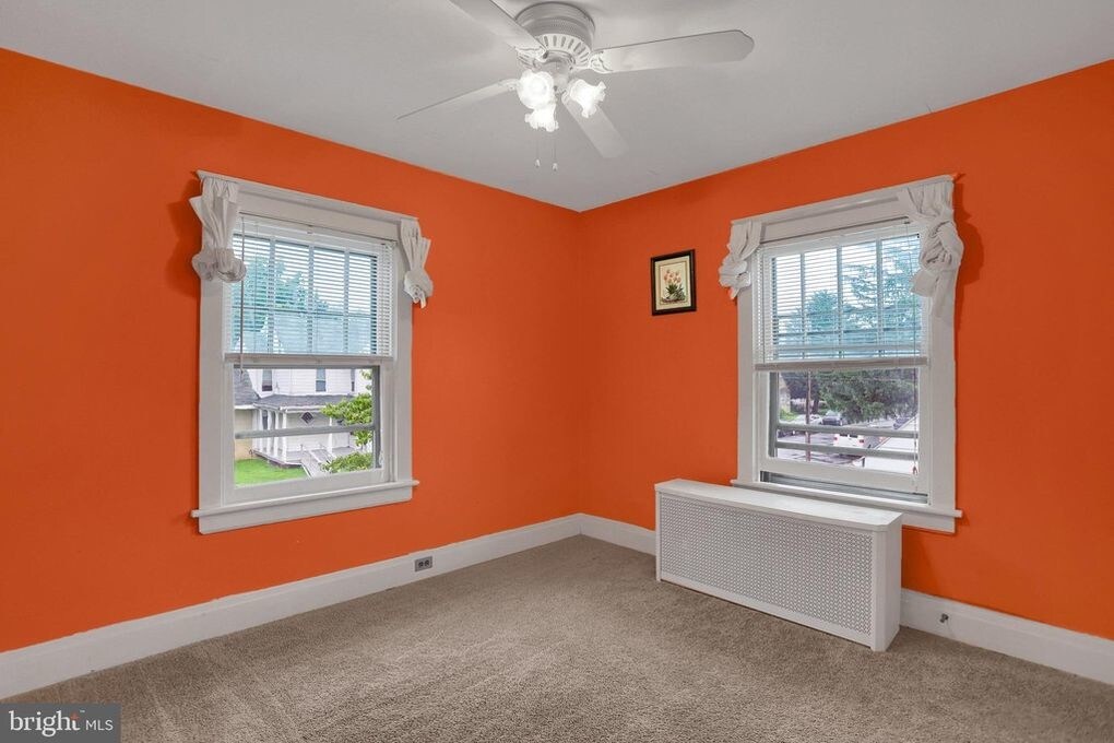 Foto principal - 467 Eshelman St