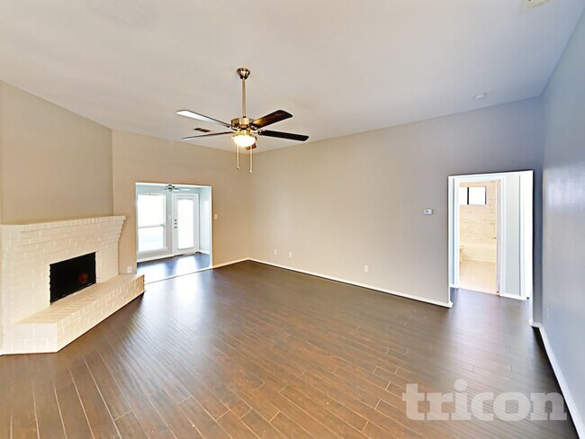 Foto del edificio - 1712 Tigris Trail