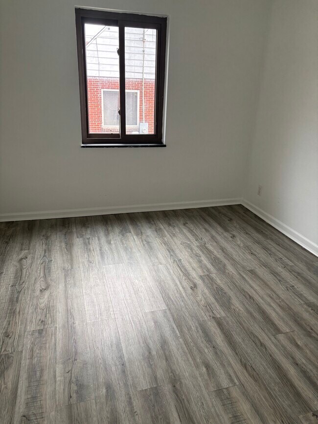 Foto del edificio - 151 Niagara Ave