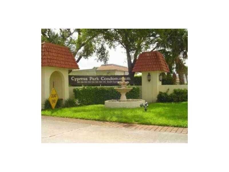 Building Photo - 128 S Cypress Rd