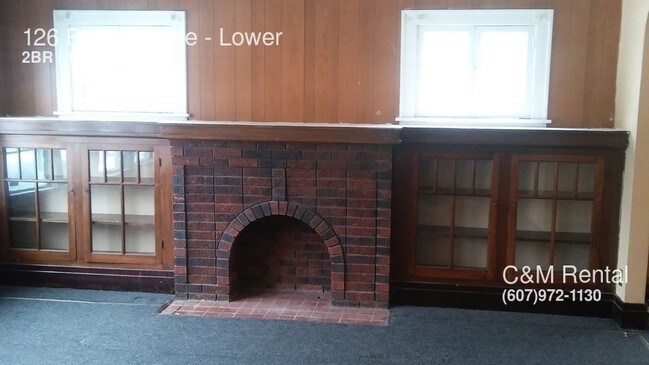 Foto del edificio - 126 Bickford Ave