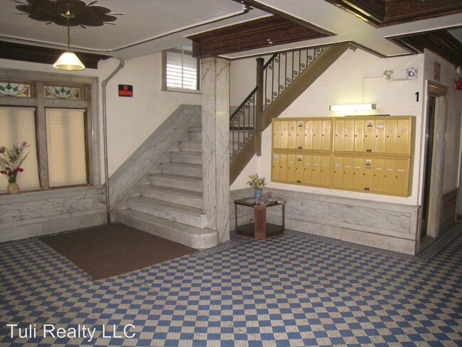 Foto del edificio - 864 Kennedy Blvd