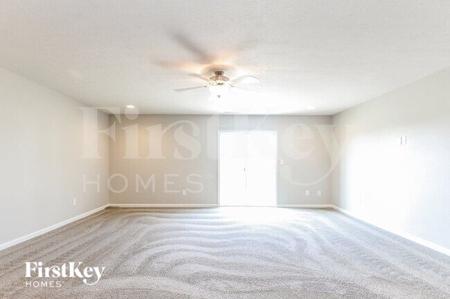 Foto del edificio - 8154 Brookville Wy