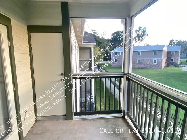 Foto del edificio - 2935 NE 7th St