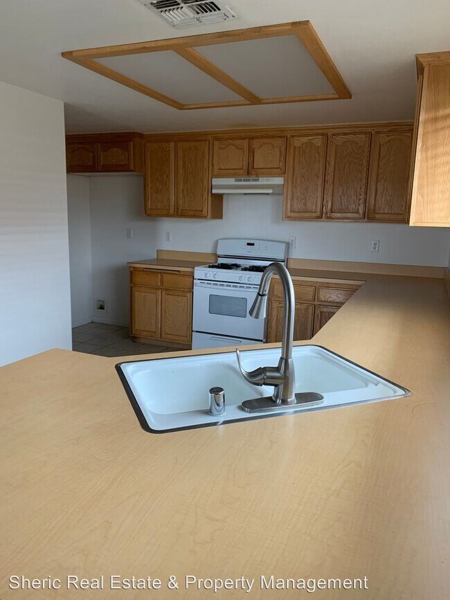 Building Photo - 3 br, 2 bath House - 8550 Golden Meadow Drive