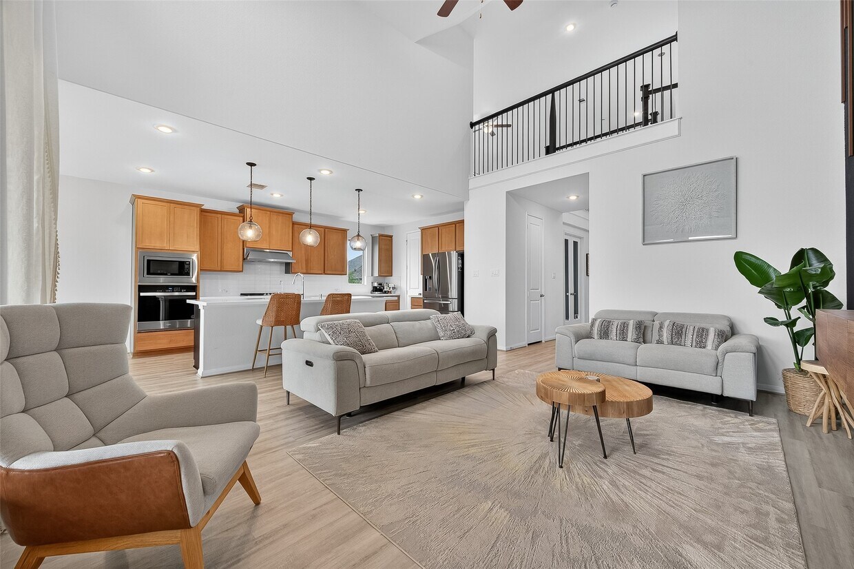 Primary Photo - 21206 Rabbitbrush Ct