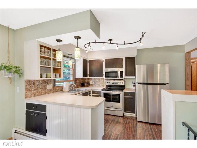 Foto del edificio - 4 br, 2 bath House - 616 Rice Creek Ter NE